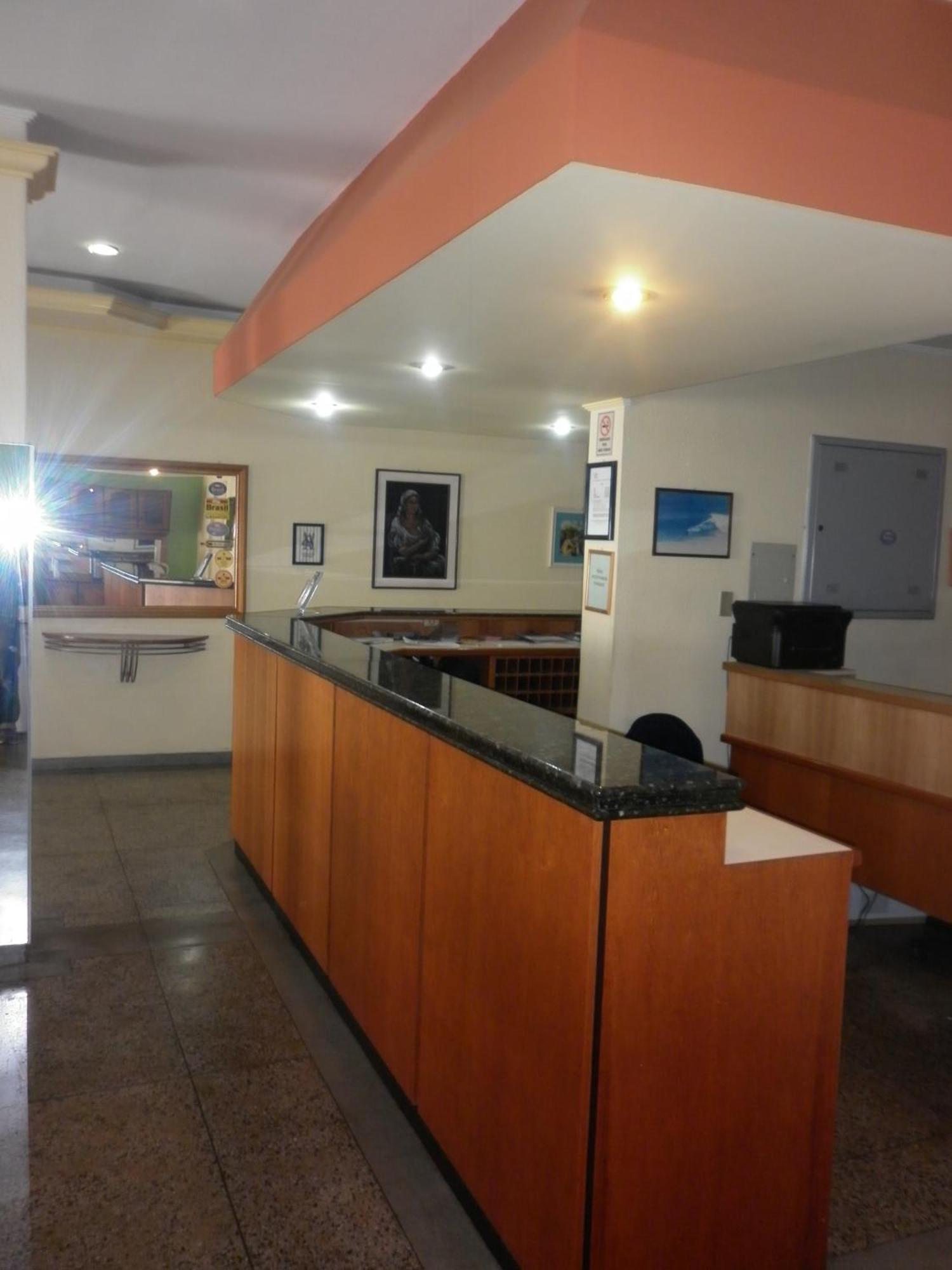 Hotel Gravatai Center Екстер'єр фото